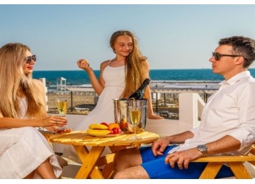 Снек-бар на пляже «Le Paradis»| Отель  «ALEAN FAMILY RESORT & SPA RIVIERA/ Ривьера Анапа» 